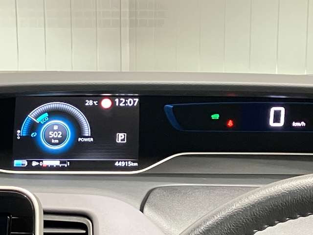 セレナ1.2 e-POWER ハイウェイスターV