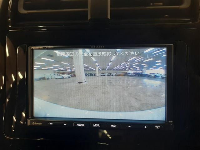 プリウス1.8 S E-Four 4WD