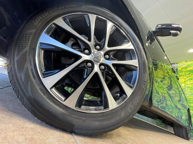 �y����18�C���`�A���~�z�C�[���z�O�ςɃ}�b�`���������A���~�z�C�[���𑕒����Ă���܂��B�e��ЊO�A���~�z�C�[����A�X�^�b�h���X�^�C�����戵�����Ă���܂��B���񂲑��k����������