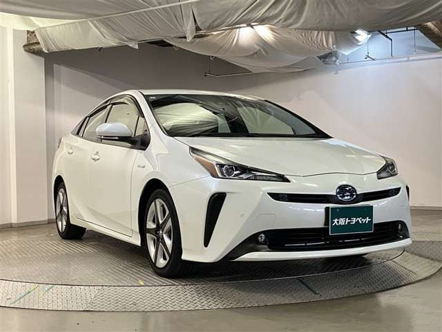 プリウス1.8 S