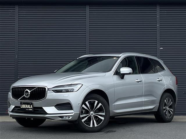 XC60B5 AWD モメンタム 4WD