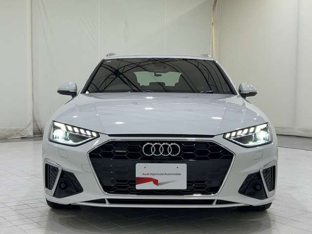 A4アバント45 TFSI クワトロ Sライン 4WD