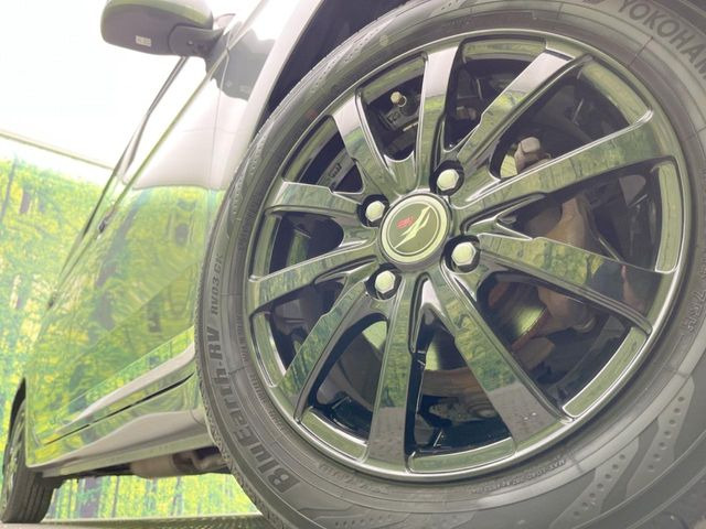 �y14�C���`�A���~�z�C�[���z�O�ςɃ}�b�`�����A���~�z�C�[���𑕒����Ă���܂��B�e��A���~�z�C�[����A�X�^�b�h���X�^�C�����戵�����Ă���܂��B���񂲑��k����������