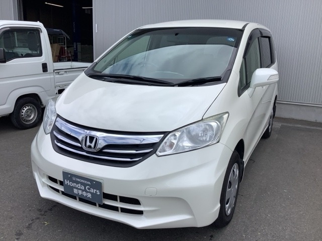 フリード1.5 G ジャストセレクション 4WD