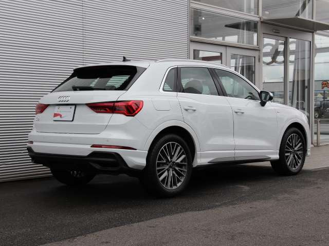 Q3