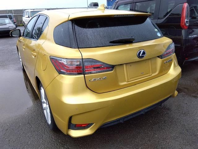 CT200h バージョン L