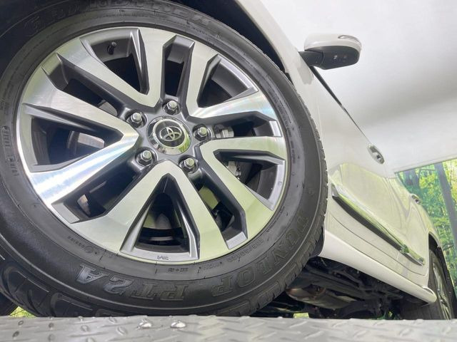 �y�����A���~�z�C�[���z�O�ςɃ}�b�`���������A���~�z�C�[���𑕒����Ă���܂��B�e��ЊO�A���~�z�C�[����A�X�^�b�h���X�^�C�����戵�����Ă���܂��B���񂲑��k����������