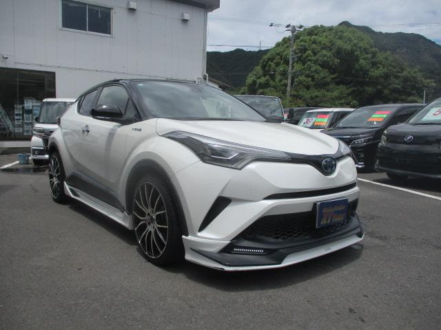 C-HRハイブリッド 1.8 S LED エディション