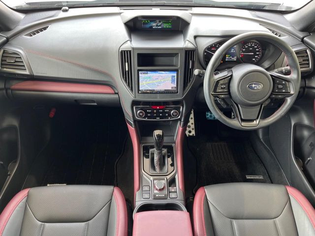 フォレスター1.8 STI スポーツ 4WD