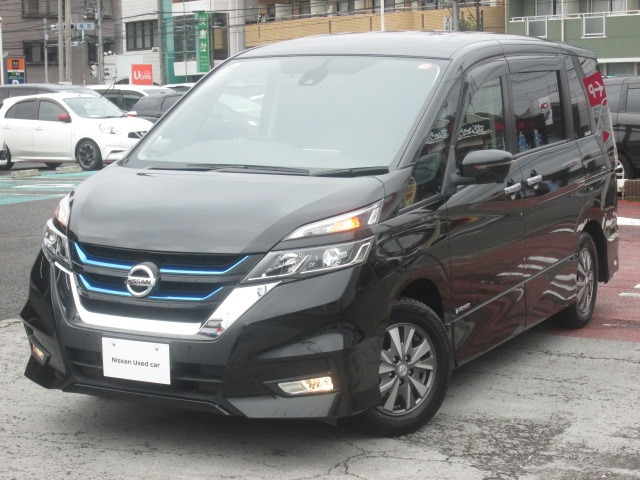 セレナ1.2 e-POWER ハイウェイスターV