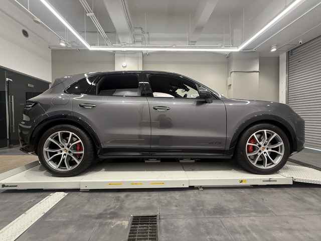 カイエンGTS ティプトロニックS 4WD