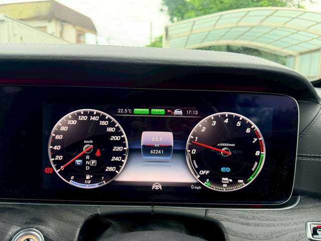 気になるお車がありましたら右の電話番号から直接お店にお問い合わせください。支払方法から車両情報、状態までなんでもご説明させて頂きます。スタッフ一同ご連絡お待ちしております。