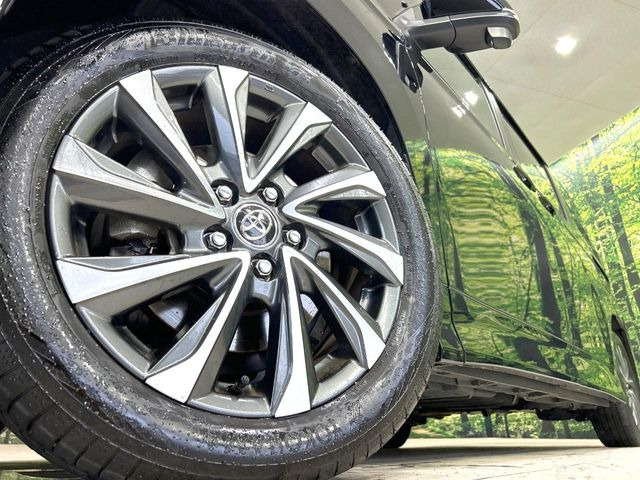 �y����17�C���`�A���~�z�C�[���z�O�ςɃ}�b�`���������A���~�z�C�[���𑕒����Ă���܂��B�e��ЊO�A���~�z�C�[����A�X�^�b�h���X�^�C�����戵�����Ă���܂��B���񂲑��k����������