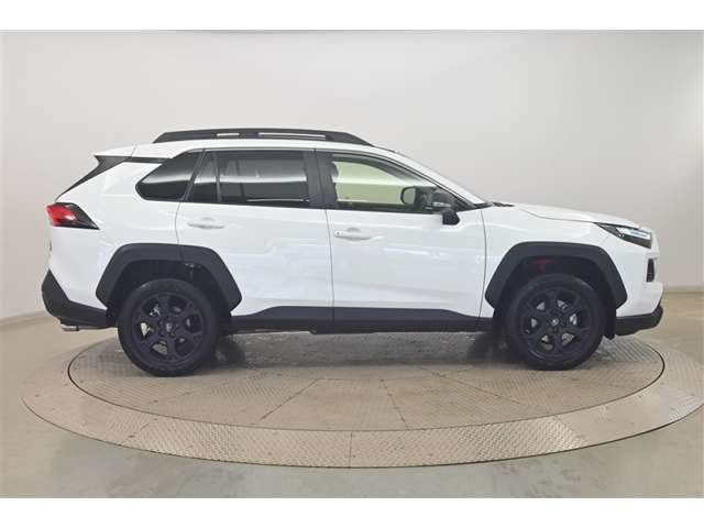 RAV42.5 ハイブリッド アドベンチャー オフロードパッケージ II E-Four 4WD