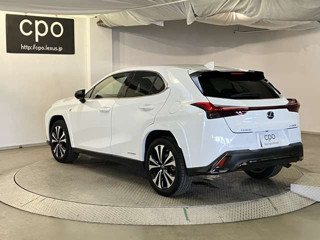 UX250h Fスポーツ