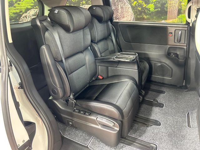 3��ڃV�[�g�͂�������ԗǍD����l�ł��������ƍ����Ē����܂��̂ŁA��l���ł̂��o���������N���N�ł��􂲉Ƒ��ŁA�C�̒m�ꂽ���ԂŁA�h���C�u�ɍs���̂��y���݂ł��ˁ�
