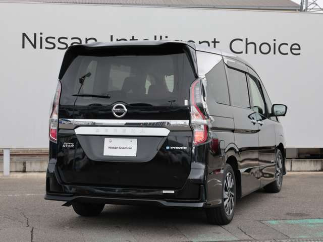 セレナ1.2 e-POWER ハイウェイスターV