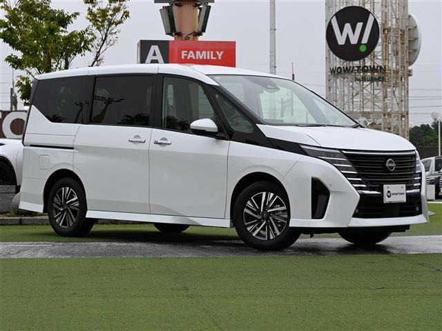 セレナ1.4 e-POWER ハイウェイスターV