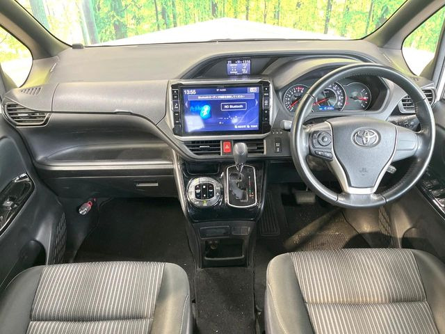 ヴォクシー2.0 ZS