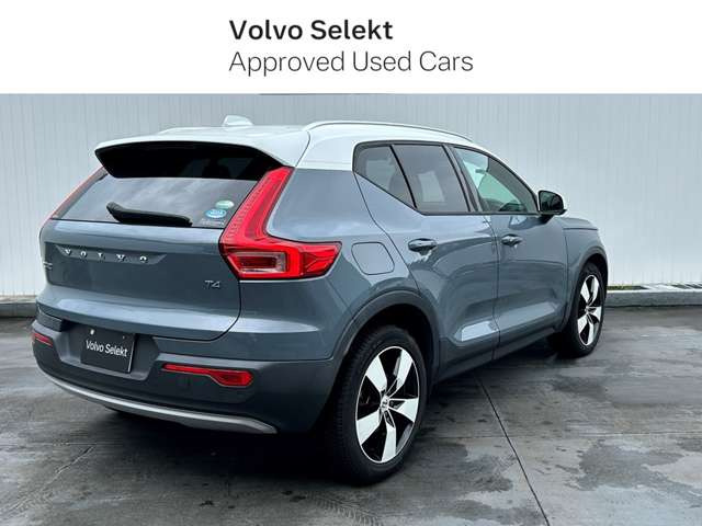 XC40T4 モメンタム