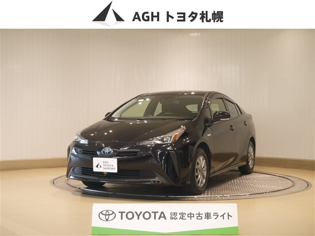 プリウス1.8 S E-Four 4WD