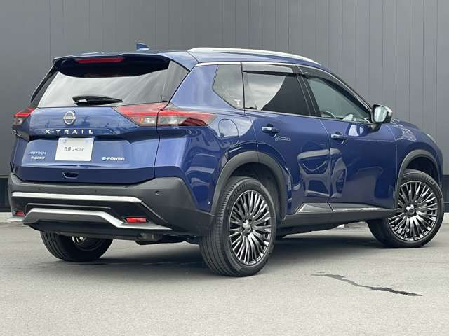 エクストレイル1.5 AUTECH アドバンスド パッケージ e-4ORCE 4WD