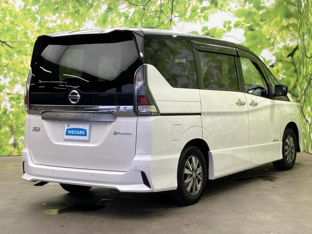 セレナ1.2 e-POWER ハイウェイスターV
