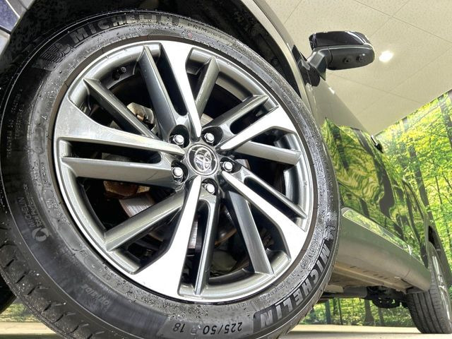 �y����18�C���`�A���~�z�C�[���z�O�ςɃ}�b�`���������A���~�z�C�[���𑕒����Ă���܂��B�e��ЊO�A���~�z�C�[����A�X�^�b�h���X�^�C�����戵�����Ă���܂��B���񂲑��k����������