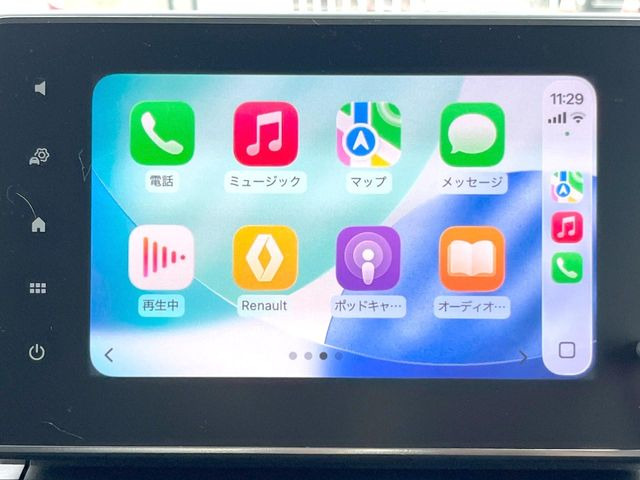 ��Apple Car Play:�X�}�z�Ƃ̗L���ڑ��ŁA�i�r�E�I�[�f�B�I�Đ��ȂǃX�}�z�̃A�v���@�\����ʂł��g����֗��@�\�ł�!