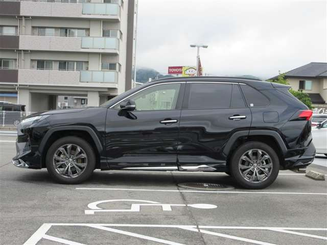 RAV42.5 ハイブリッド G E-Four 4WD