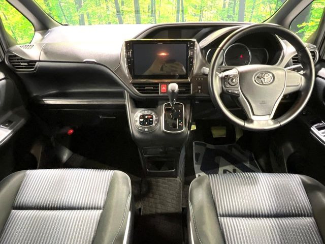 ヴォクシー2.0 ZS 煌