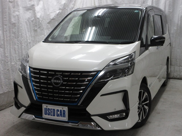 セレナ1.2 e-POWER ハイウェイスターV
