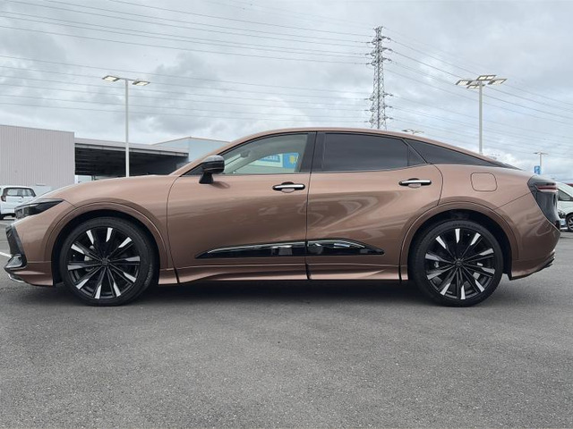 クラウンクロスオーバー2.5 G アドバンスト レザー パッケージ E-Four 4WD