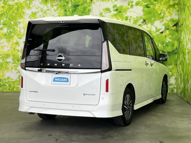 セレナ1.4 e-POWER ルキシオン