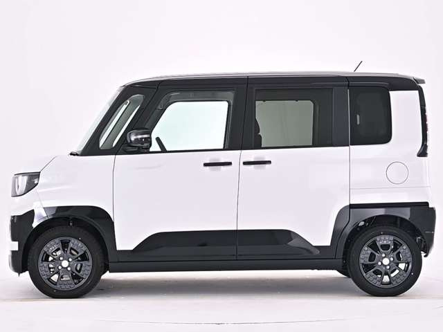 デリカミニT プレミアム デリマル パッケージ 4WD