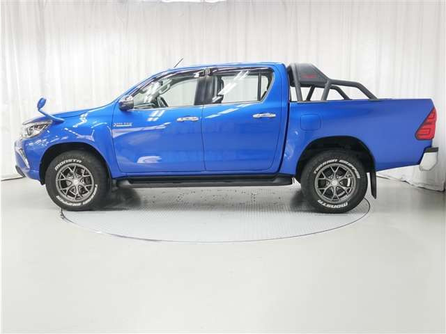 ハイラックス2.4 Z ディーゼル 4WD