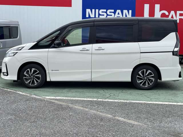セレナ1.2 e-POWER ハイウェイスターG