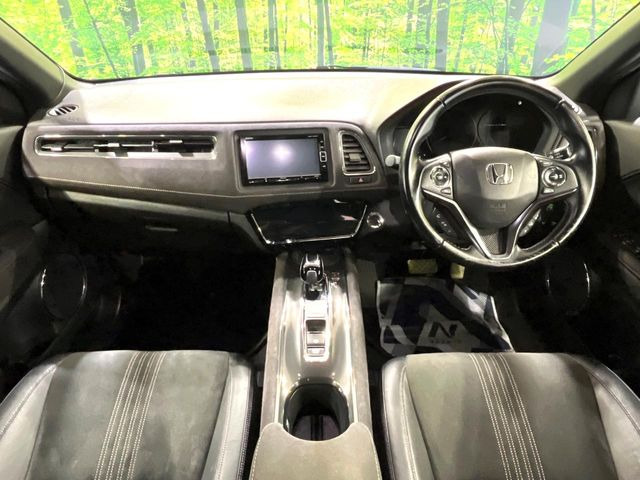 ヴェゼル1.5 ハイブリッド RS ホンダセンシング