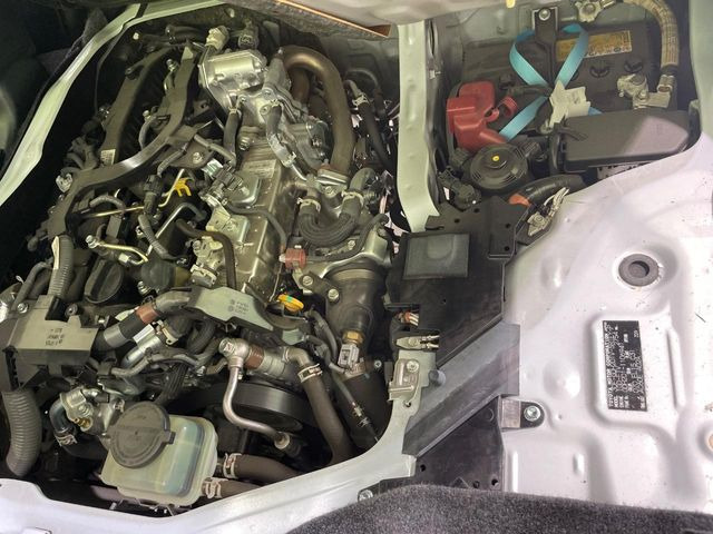 親切・丁寧な専門メカニックスタッフが応対!・車検・点検整備・事故等の修理などアフターサービスも安心。お車のカスタマイズもネクステージのサービススタッフまでご相談ください!
