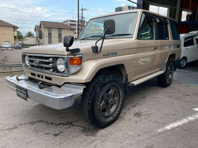 ランドクルーザー704.2 LX ディーゼル 4WD