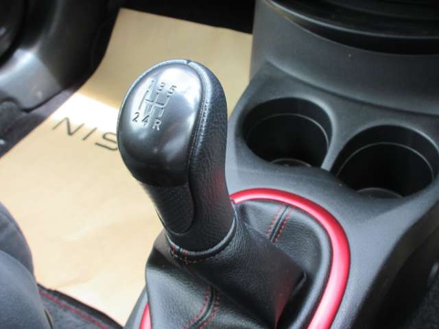 ノート1.6 NISMO S