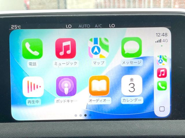 ��Apple Car Play:�X�}�z�Ƃ̗L���ڑ��ŁA�i�r�E�I�[�f�B�I�Đ��ȂǃX�}�z�̃A�v���@�\����ʂł��g����֗��@�\�ł�!