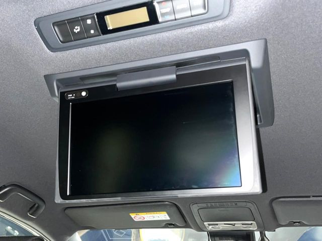 ヴォクシー1.8 ハイブリッド ZS 煌II