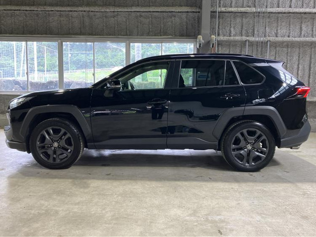 RAV42.5 ハイブリッド アドベンチャー E-Four 4WD