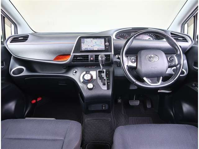 シエンタ1.5 G ウェルキャブ 車いす仕様車 タイプIII 助手席側セカンドシート付