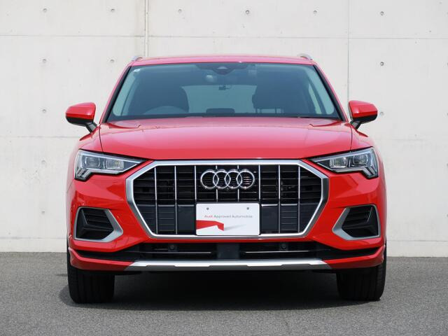 Q335 TFSI アドバンスド