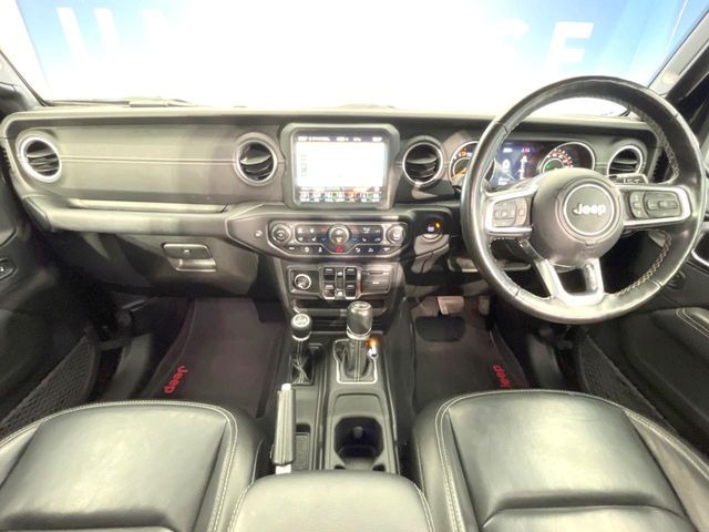 ラングラーアンリミテッド サハラ 4WD