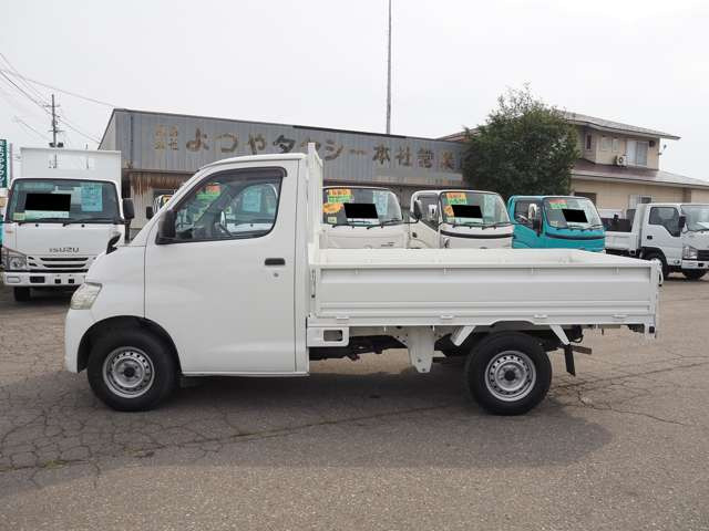 タウンエーストラック1.5 DX Xエディション シングルジャストロー 4WD