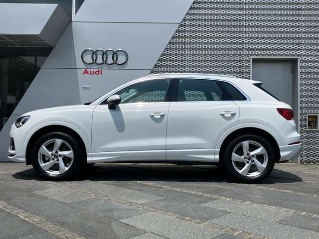 Q335 TFSI アドバンスド