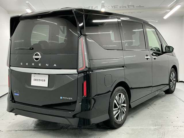 セレナ1.4 e-POWER ハイウェイスターV